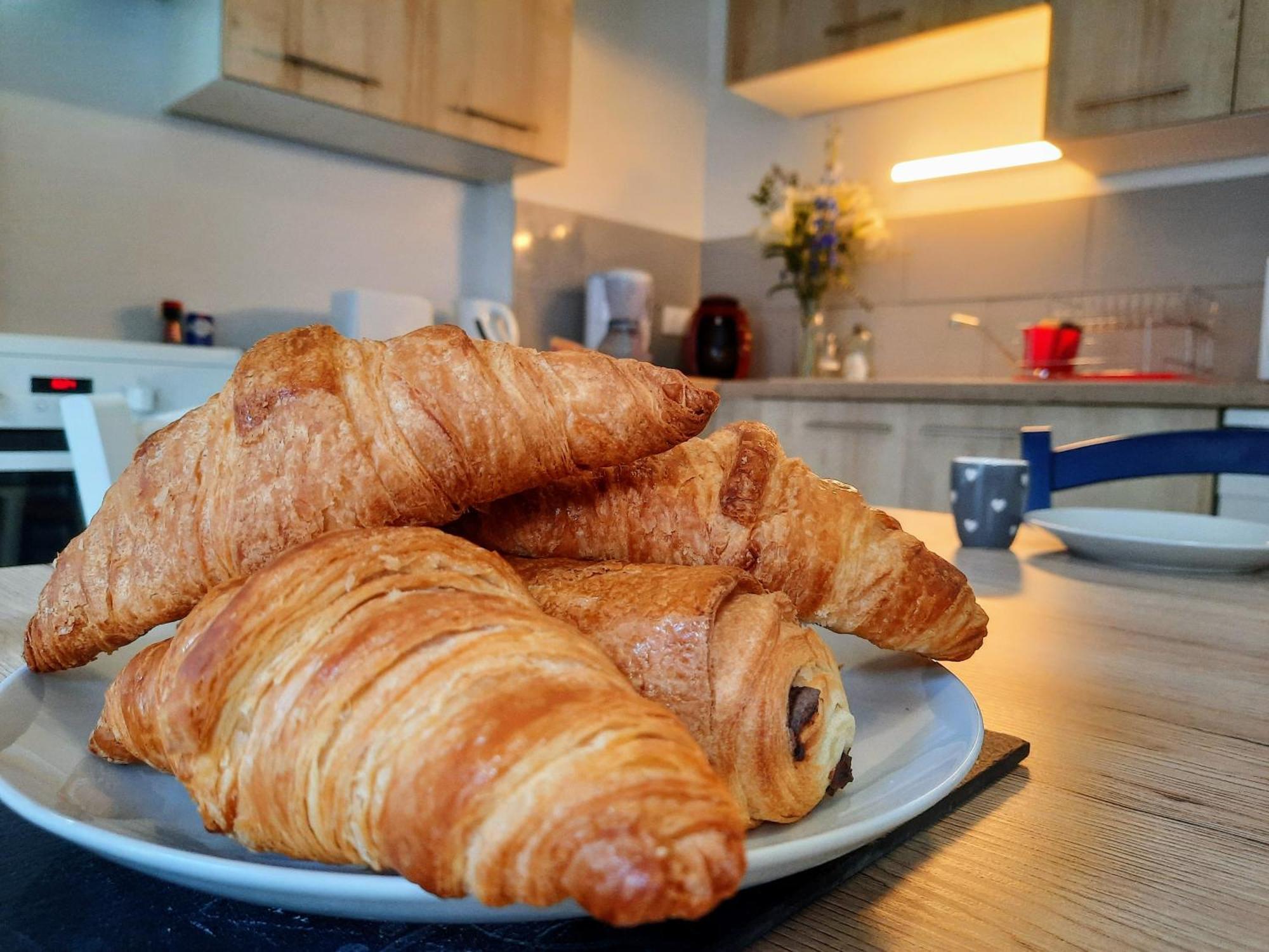 Le Createur - Au Coeur De La Ville Haute Pornic Bagian luar foto